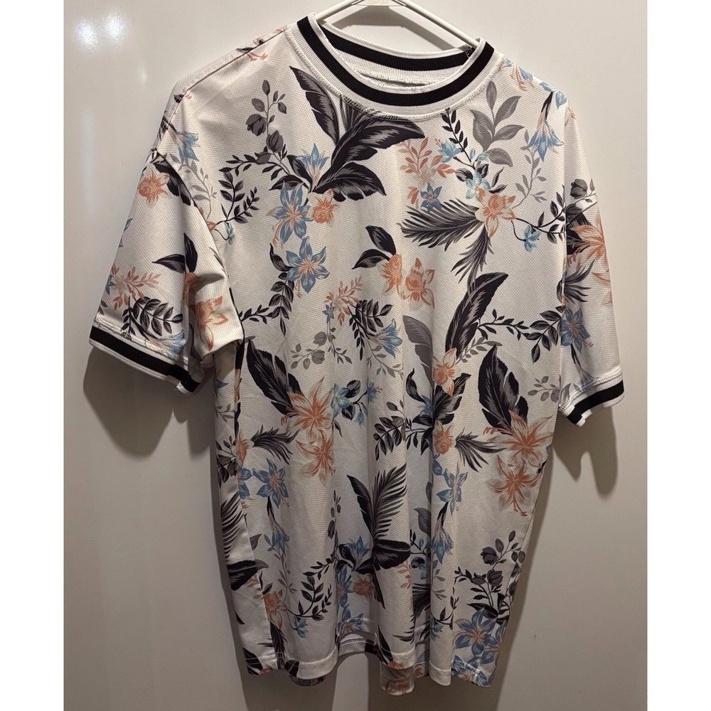 Pacsun Mens Size M Chest 42 Length 27‎ Floral